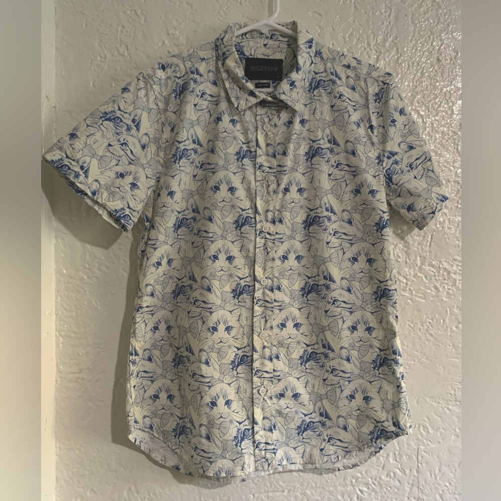 Meeeeeeeeow! Wildfang button shirt like new!